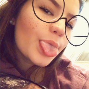 Meet your Posher, Breanna